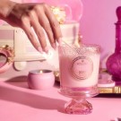 Voluspa duftlys - Perfectly Pink Yuzu 241g, 60t thumbnail